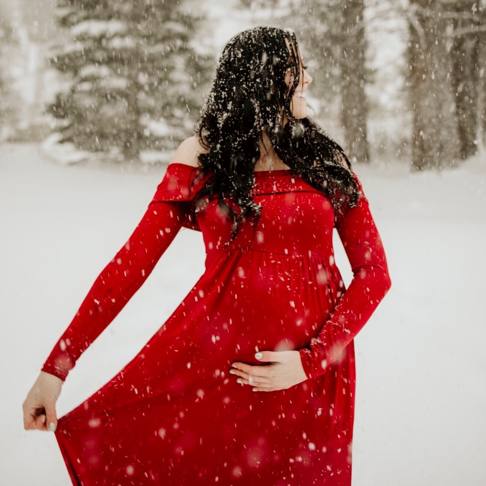 Maternity photoshoot dress